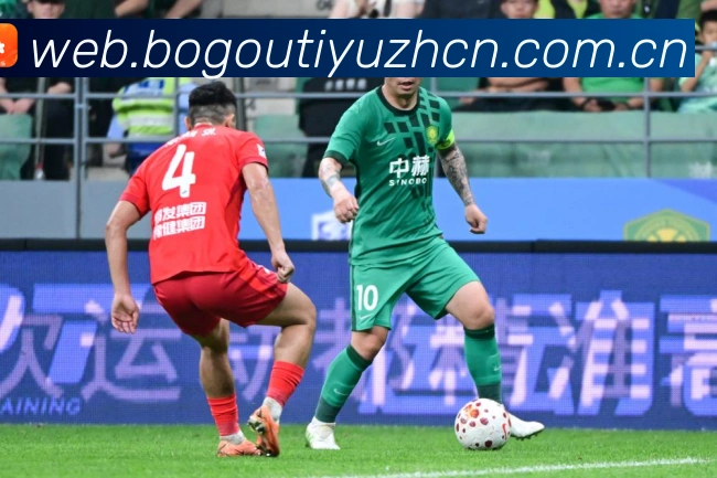 基普乔格领跑马拉松时代传奇从奥运赛场到人类极限突破的田径征程解析:最新赛事动态与深度分析 基普乔格领跑马拉松时代传奇从奥运赛场到人类极限突破的田径征程解析:最新赛事动态与深度分析